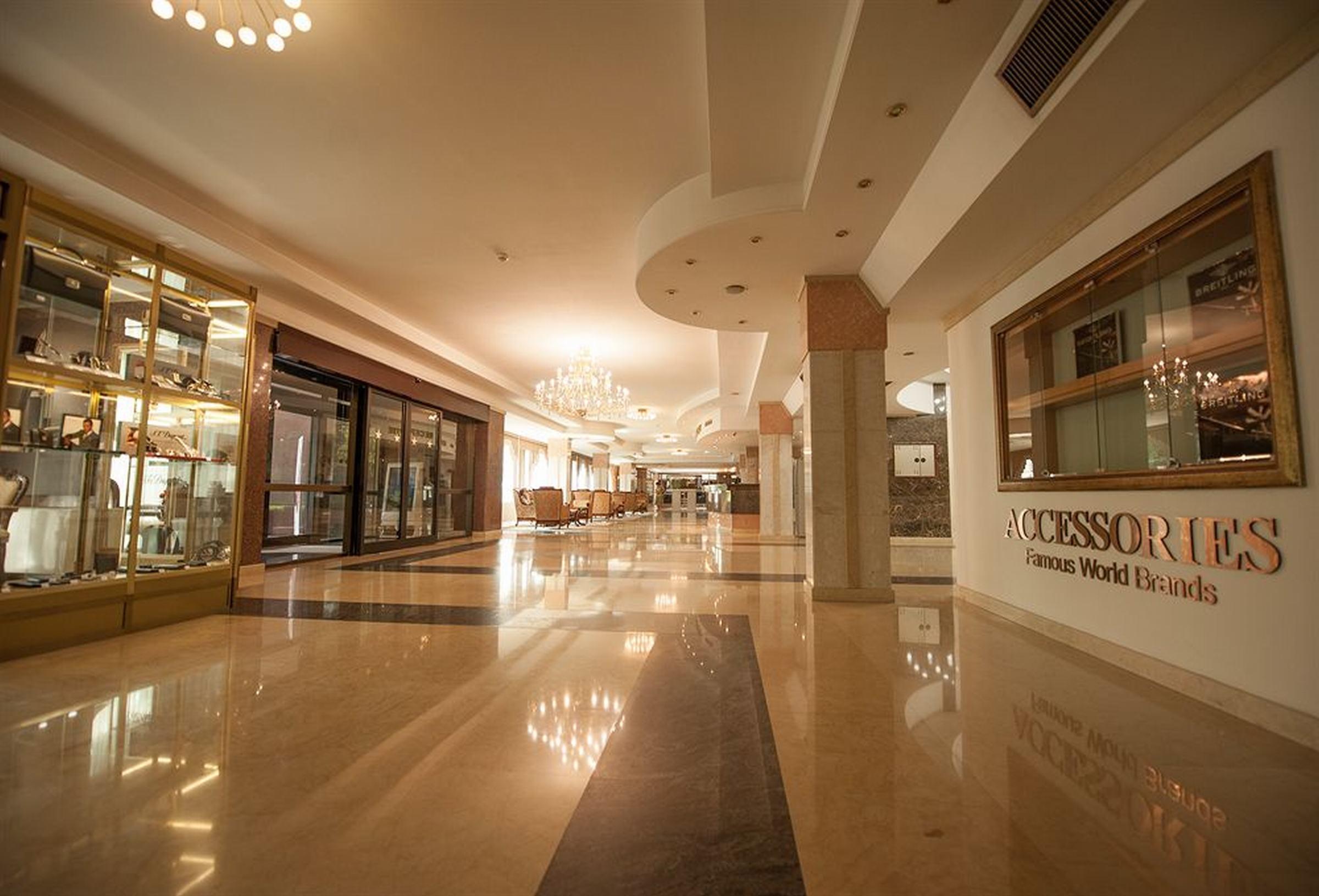 Jolly Alon Hotel Kişinev Dış mekan fotoğraf